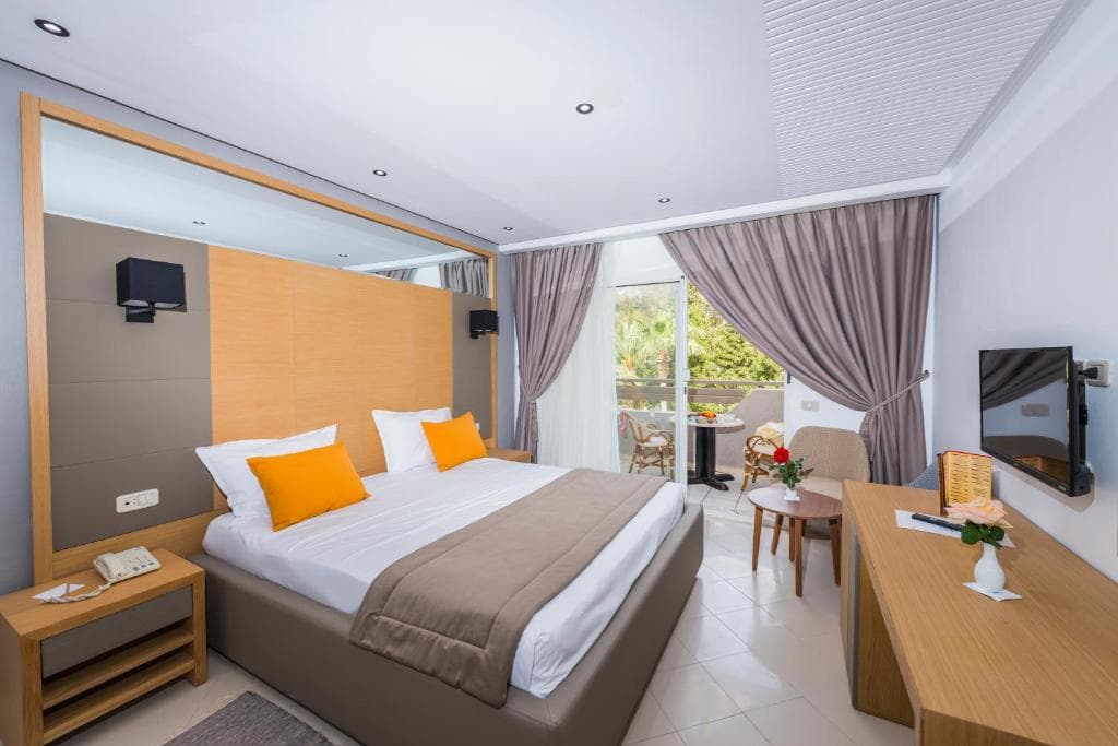 Abou Sofiane-Families & Couples Only — Sousse — photo 5