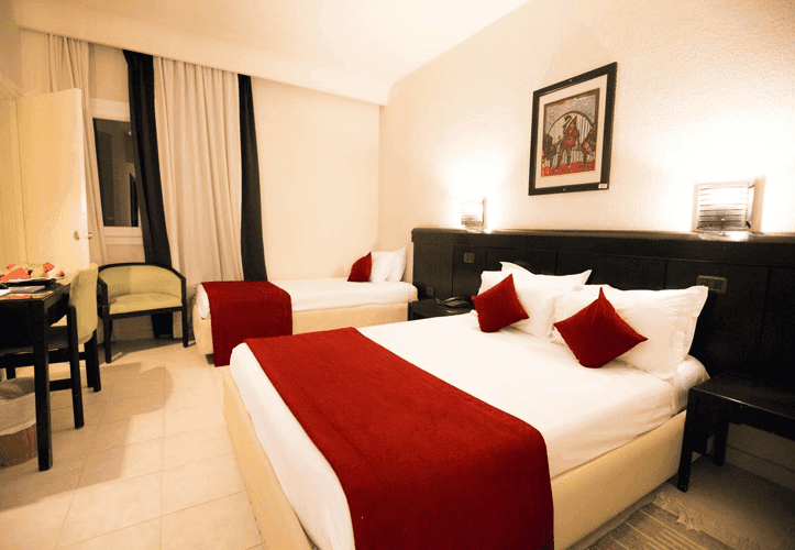 Les Ambassadeurs — Tunis — photo 5